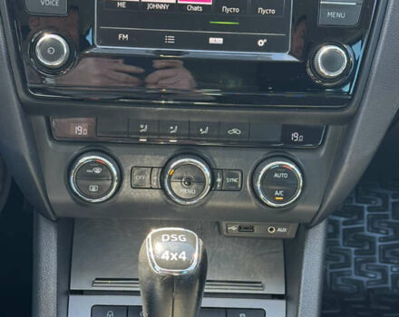 Сірий Шкода Октавія, об'ємом двигуна 2 л та пробігом 300 тис. км за 13000 $, фото 13 на Automoto.ua