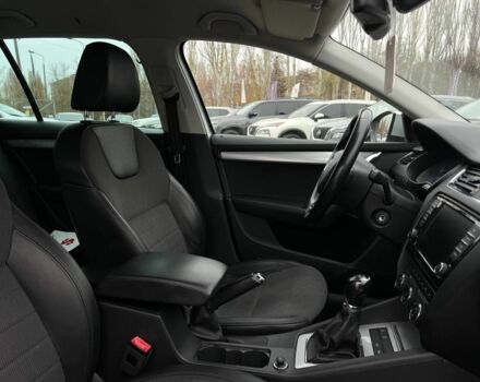 Серый Шкода Октавия, объемом двигателя 2 л и пробегом 239 тыс. км за 12500 $, фото 15 на Automoto.ua