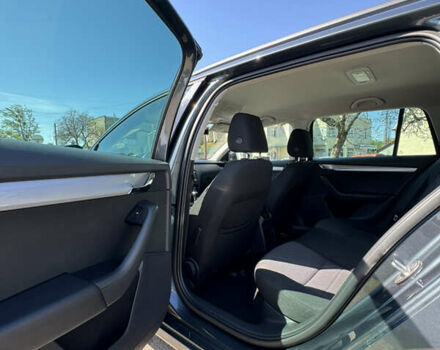 Сірий Шкода Октавія, об'ємом двигуна 2 л та пробігом 300 тис. км за 13000 $, фото 8 на Automoto.ua