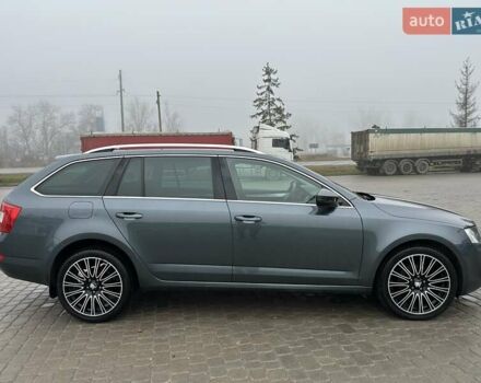 Серый Шкода Октавия, объемом двигателя 2 л и пробегом 229 тыс. км за 11750 $, фото 2 на Automoto.ua