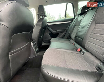 Серый Шкода Октавия, объемом двигателя 1.97 л и пробегом 239 тыс. км за 12500 $, фото 14 на Automoto.ua