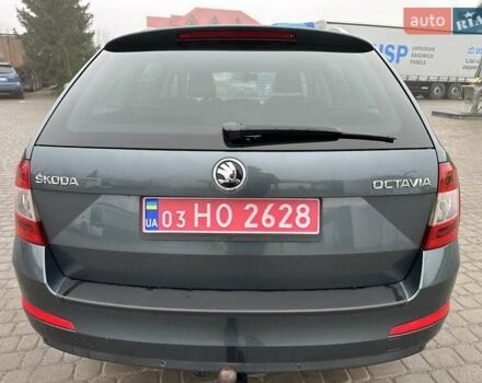 Серый Шкода Октавия, объемом двигателя 2 л и пробегом 229 тыс. км за 11750 $, фото 4 на Automoto.ua