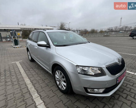 Серый Шкода Октавия, объемом двигателя 1.97 л и пробегом 239 тыс. км за 12500 $, фото 2 на Automoto.ua