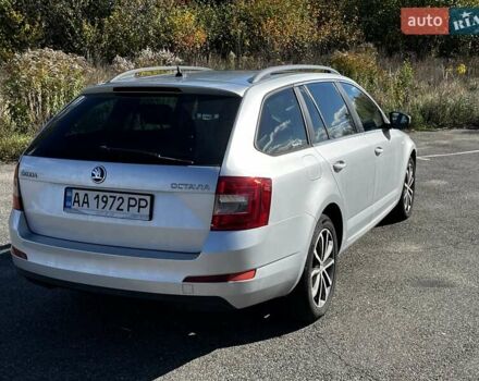 Серый Шкода Октавия, объемом двигателя 2 л и пробегом 297 тыс. км за 12500 $, фото 3 на Automoto.ua