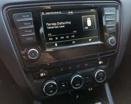 Серый Шкода Октавия, объемом двигателя 1.6 л и пробегом 352 тыс. км за 8999 $, фото 11 на Automoto.ua