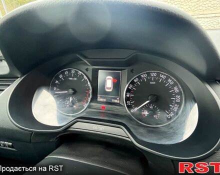 Серый Шкода Октавия, объемом двигателя 2 л и пробегом 239 тыс. км за 12500 $, фото 10 на Automoto.ua