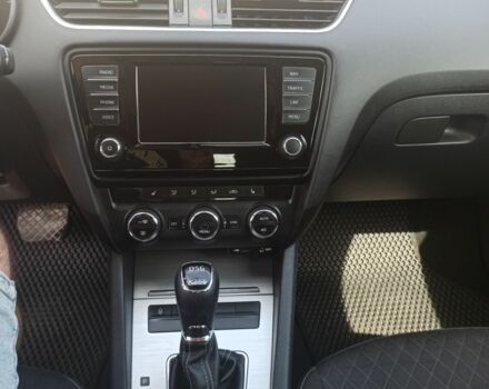 Серый Шкода Октавия, объемом двигателя 1.6 л и пробегом 240 тыс. км за 9999 $, фото 17 на Automoto.ua