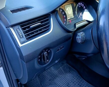 Серый Шкода Октавия, объемом двигателя 1.6 л и пробегом 350 тыс. км за 8999 $, фото 7 на Automoto.ua