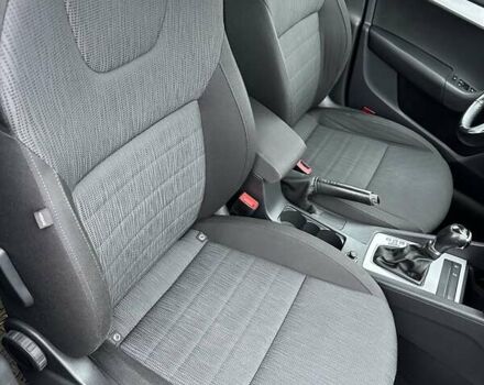 Серый Шкода Октавия, объемом двигателя 2 л и пробегом 229 тыс. км за 11750 $, фото 22 на Automoto.ua