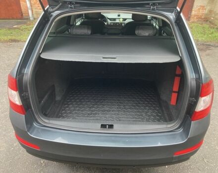 Серый Шкода Октавия, объемом двигателя 2 л и пробегом 269 тыс. км за 13300 $, фото 14 на Automoto.ua