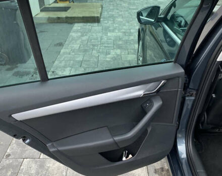 Серый Шкода Октавия, объемом двигателя 1.97 л и пробегом 230 тыс. км за 15000 $, фото 14 на Automoto.ua