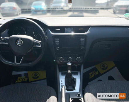 Серый Шкода Октавия, объемом двигателя 1.6 л и пробегом 299 тыс. км за 11000 $, фото 17 на Automoto.ua