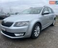 Серый Шкода Октавия, объемом двигателя 1.6 л и пробегом 215 тыс. км за 11400 $, фото 1 на Automoto.ua
