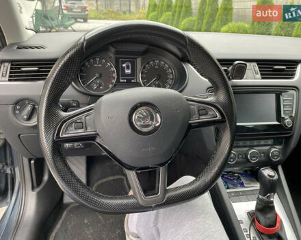 Серый Шкода Октавия, объемом двигателя 1.97 л и пробегом 230 тыс. км за 15000 $, фото 11 на Automoto.ua