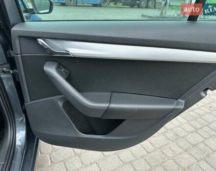 Серый Шкода Октавия, объемом двигателя 2 л и пробегом 229 тыс. км за 11750 $, фото 18 на Automoto.ua