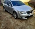 Сірий Шкода Октавія, об'ємом двигуна 1.6 л та пробігом 320 тис. км за 10500 $, фото 1 на Automoto.ua