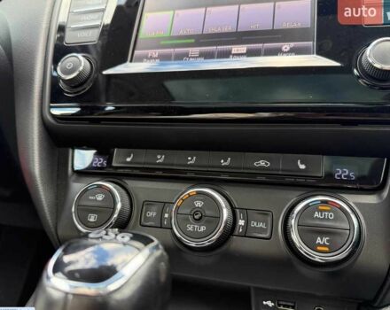 Сірий Шкода Октавія, об'ємом двигуна 2 л та пробігом 252 тис. км за 13800 $, фото 3 на Automoto.ua