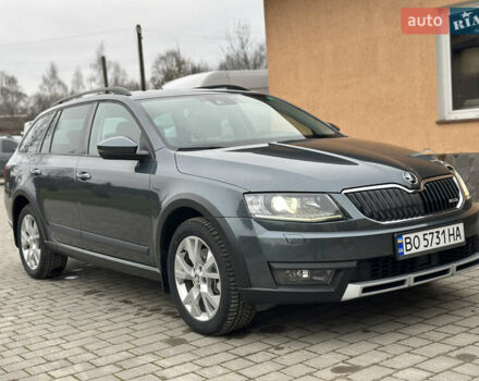 Серый Шкода Октавия, объемом двигателя 2 л и пробегом 262 тыс. км за 15750 $, фото 9 на Automoto.ua