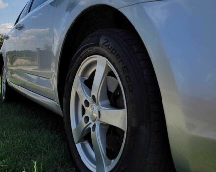 Серый Шкода Октавия, объемом двигателя 2 л и пробегом 300 тыс. км за 11350 $, фото 3 на Automoto.ua