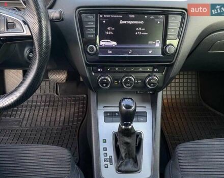 Сірий Шкода Октавія, об'ємом двигуна 1.6 л та пробігом 173 тис. км за 13500 $, фото 32 на Automoto.ua