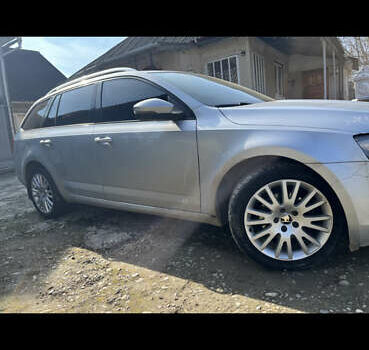 Серый Шкода Октавия, объемом двигателя 1.6 л и пробегом 241 тыс. км за 12500 $, фото 3 на Automoto.ua