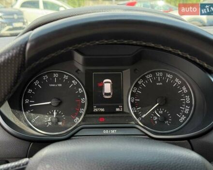 Серый Шкода Октавия, объемом двигателя 1.6 л и пробегом 293 тыс. км за 9796 $, фото 29 на Automoto.ua