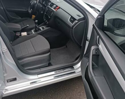 Серый Шкода Октавия, объемом двигателя 1.6 л и пробегом 212 тыс. км за 11900 $, фото 11 на Automoto.ua