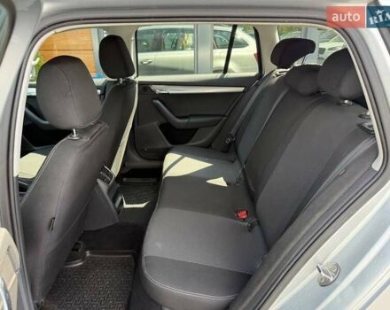 Серый Шкода Октавия, объемом двигателя 1.6 л и пробегом 293 тыс. км за 9796 $, фото 38 на Automoto.ua