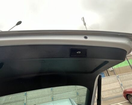 Серый Шкода Октавия, объемом двигателя 2 л и пробегом 239 тыс. км за 12500 $, фото 5 на Automoto.ua