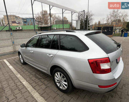 Серый Шкода Октавия, объемом двигателя 1.97 л и пробегом 239 тыс. км за 12500 $, фото 4 на Automoto.ua
