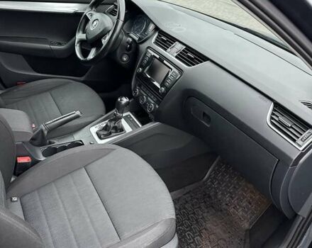 Серый Шкода Октавия, объемом двигателя 2 л и пробегом 229 тыс. км за 11750 $, фото 13 на Automoto.ua