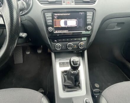 Серый Шкода Октавия, объемом двигателя 2 л и пробегом 239 тыс. км за 12500 $, фото 12 на Automoto.ua