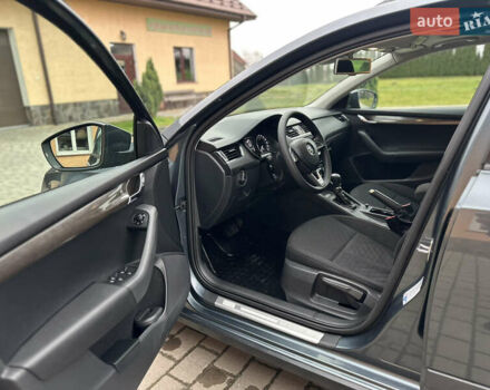 Серый Шкода Октавия, объемом двигателя 2 л и пробегом 262 тыс. км за 15750 $, фото 12 на Automoto.ua