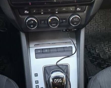 Сірий Шкода Октавія, об'ємом двигуна 2 л та пробігом 315 тис. км за 11950 $, фото 14 на Automoto.ua