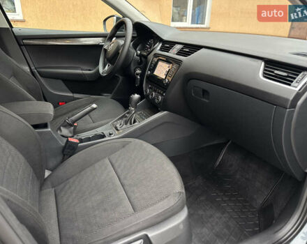 Серый Шкода Октавия, объемом двигателя 2 л и пробегом 262 тыс. км за 15750 $, фото 25 на Automoto.ua