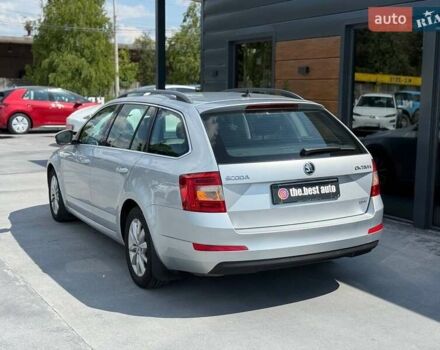 Серый Шкода Октавия, объемом двигателя 1.6 л и пробегом 293 тыс. км за 9796 $, фото 8 на Automoto.ua