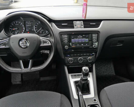 Серый Шкода Октавия, объемом двигателя 1.6 л и пробегом 256 тыс. км за 11700 $, фото 26 на Automoto.ua