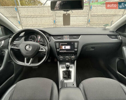 Серый Шкода Октавия, объемом двигателя 1.97 л и пробегом 239 тыс. км за 12500 $, фото 12 на Automoto.ua