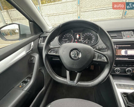 Серый Шкода Октавия, объемом двигателя 1.97 л и пробегом 239 тыс. км за 12500 $, фото 9 на Automoto.ua