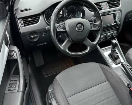 Серый Шкода Октавия, объемом двигателя 2 л и пробегом 229 тыс. км за 11750 $, фото 12 на Automoto.ua