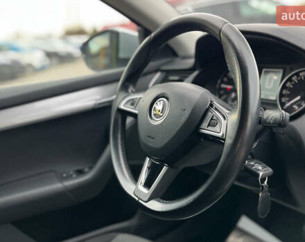 Серый Шкода Октавия, объемом двигателя 1.6 л и пробегом 305 тыс. км за 11600 $, фото 16 на Automoto.ua