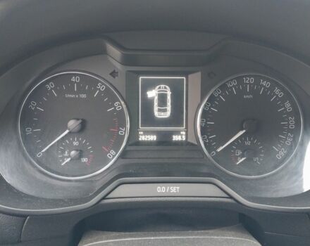 Серый Шкода Октавия, объемом двигателя 1.8 л и пробегом 285 тыс. км за 11000 $, фото 2 на Automoto.ua