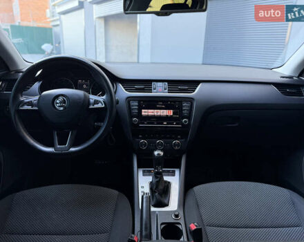 Серый Шкода Октавия, объемом двигателя 1.8 л и пробегом 236 тыс. км за 12700 $, фото 4 на Automoto.ua