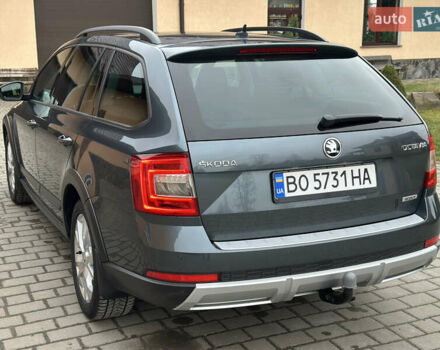 Серый Шкода Октавия, объемом двигателя 2 л и пробегом 262 тыс. км за 15750 $, фото 3 на Automoto.ua