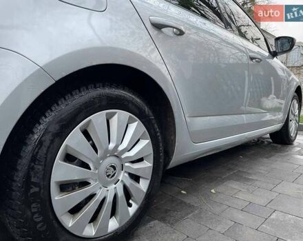 Серый Шкода Октавия, объемом двигателя 1.6 л и пробегом 228 тыс. км за 11300 $, фото 9 на Automoto.ua