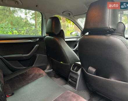 Серый Шкода Октавия, объемом двигателя 2 л и пробегом 307 тыс. км за 12690 $, фото 26 на Automoto.ua