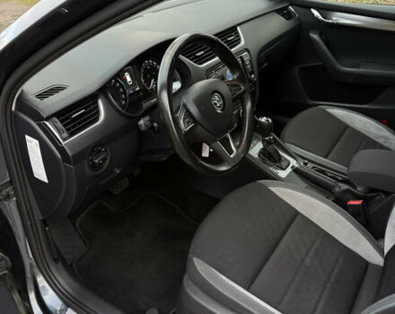 Сірий Шкода Октавія, об'ємом двигуна 2 л та пробігом 210 тис. км за 14900 $, фото 48 на Automoto.ua