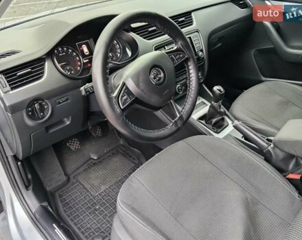 Серый Шкода Октавия, объемом двигателя 1.6 л и пробегом 288 тыс. км за 10000 $, фото 7 на Automoto.ua