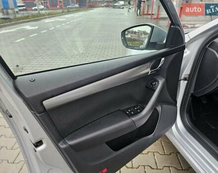 Серый Шкода Октавия, объемом двигателя 1.6 л и пробегом 203 тыс. км за 13900 $, фото 38 на Automoto.ua