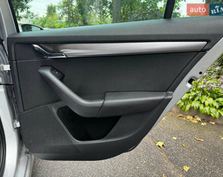 Серый Шкода Октавия, объемом двигателя 2 л и пробегом 307 тыс. км за 12690 $, фото 25 на Automoto.ua